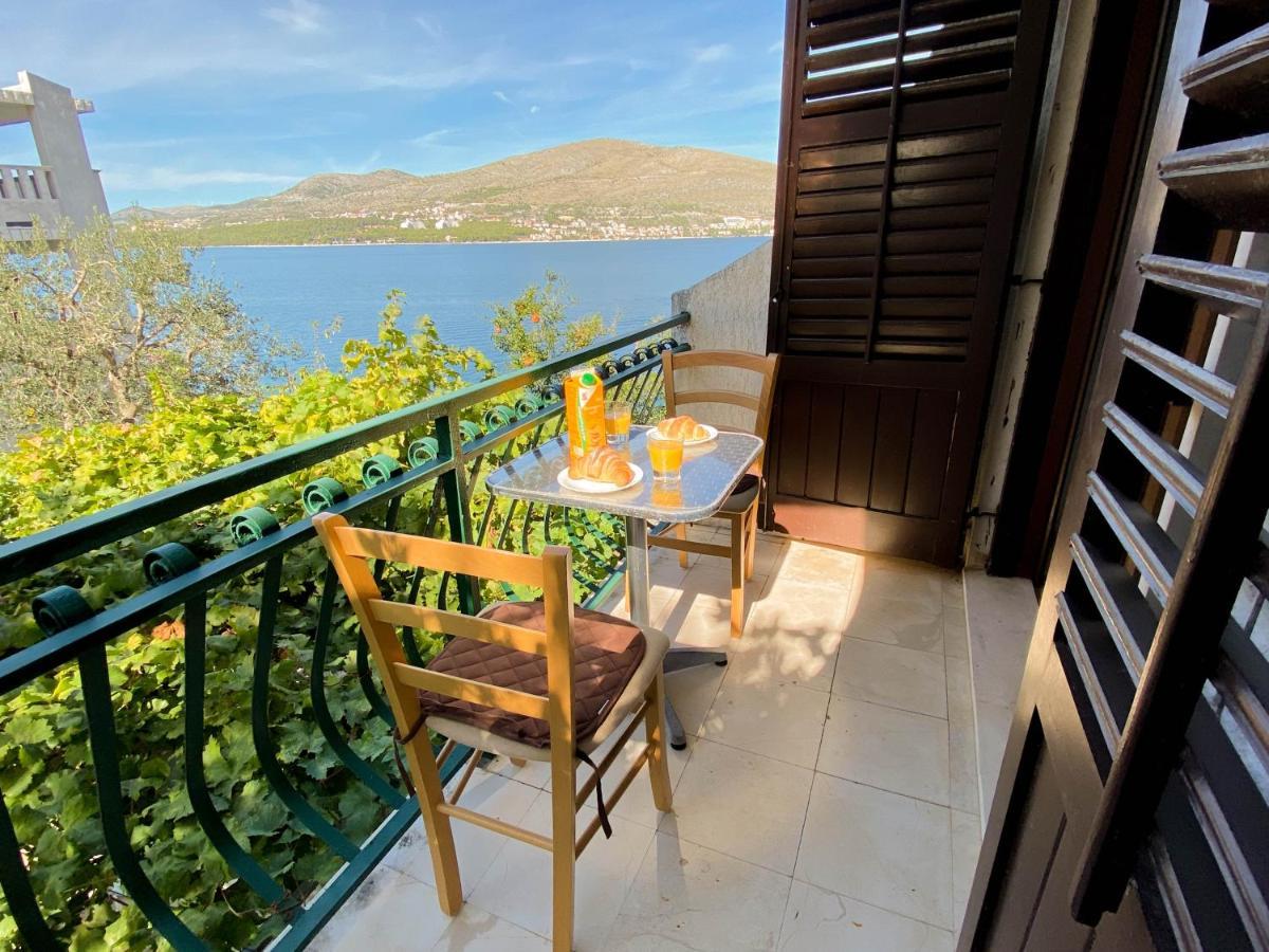 Seaview & Beachfront Apartments Jakov Donji Okrug  المظهر الخارجي الصورة