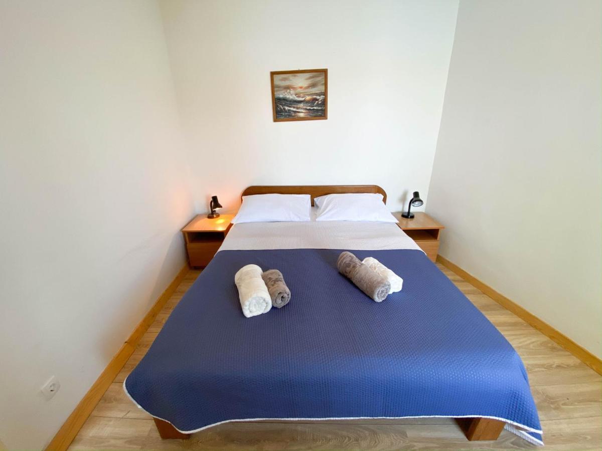 Seaview & Beachfront Apartments Jakov Donji Okrug  المظهر الخارجي الصورة