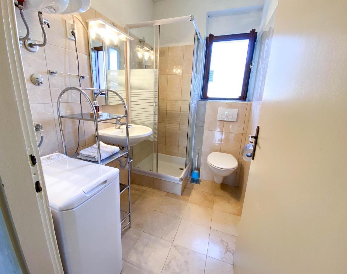Seaview & Beachfront Apartments Jakov Donji Okrug  المظهر الخارجي الصورة
